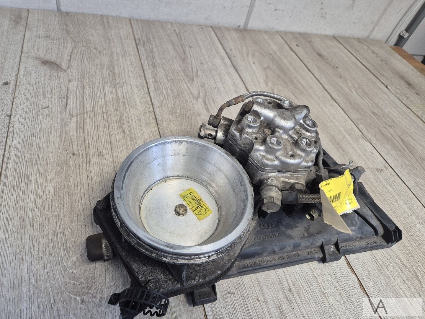 Spinnekop Audi 80 / 100 / Cabrio 2.3 K-jetronic 0438101029, Auto-onderdelen, Gebruikt, -, -, -