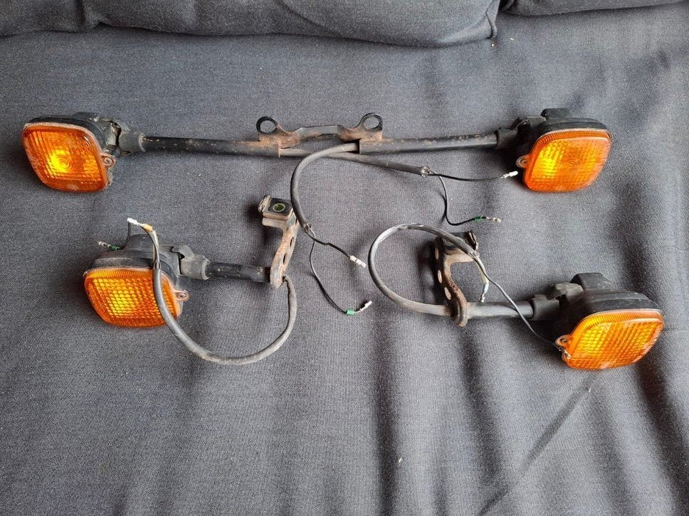 Honda MBX 50/80 knipperset, Fietsen en Brommers, Ophalen of Verzenden, Gebruikt, Overige typen, Honda mt mtx mb mtx mb mbx nsr ns1
