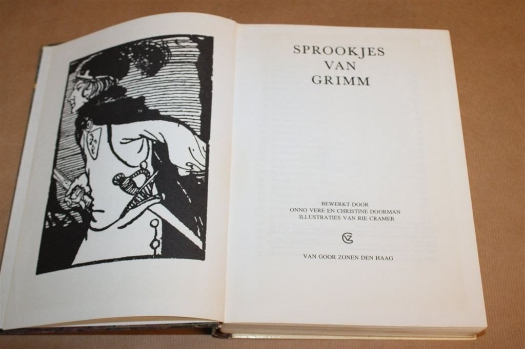 Sprookjes van Grimm — Illustraties Rie Cramer, 1973, Ophalen of Verzenden, Gelezen