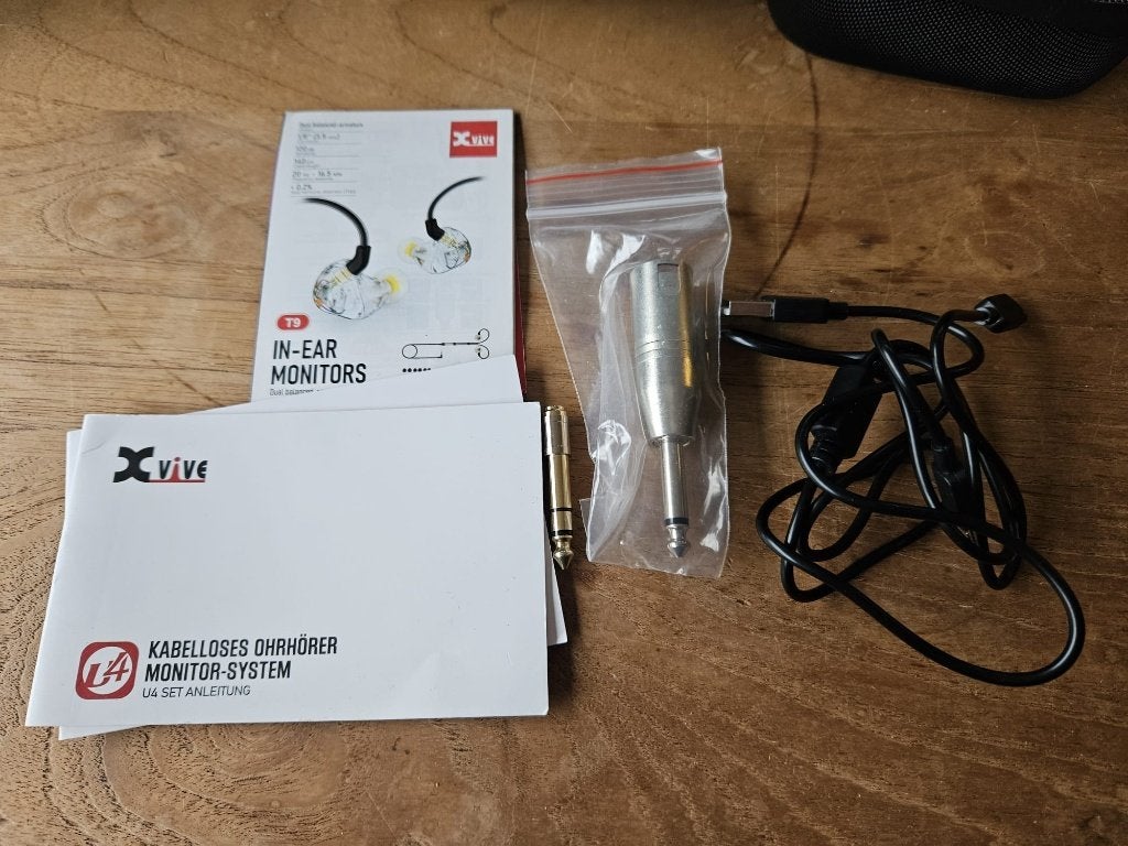 XVive U4T9 draadloos in-ear monitor systeem (compleet set), Ophalen of Verzenden, Gebruikt, Audio