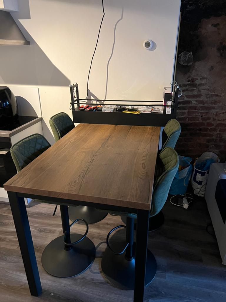Hoge eettafel met in hoogte verstelbare draaistoelen, Ophalen, 100 tot 150 cm, 50 tot 100 cm, Zo goed als nieuw