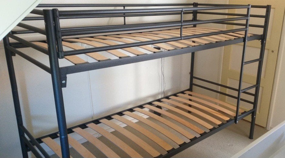 Stevig metalen stapelbed met lattenbodems, Ophalen, Tweepersoons, 90 cm, Stapelbed