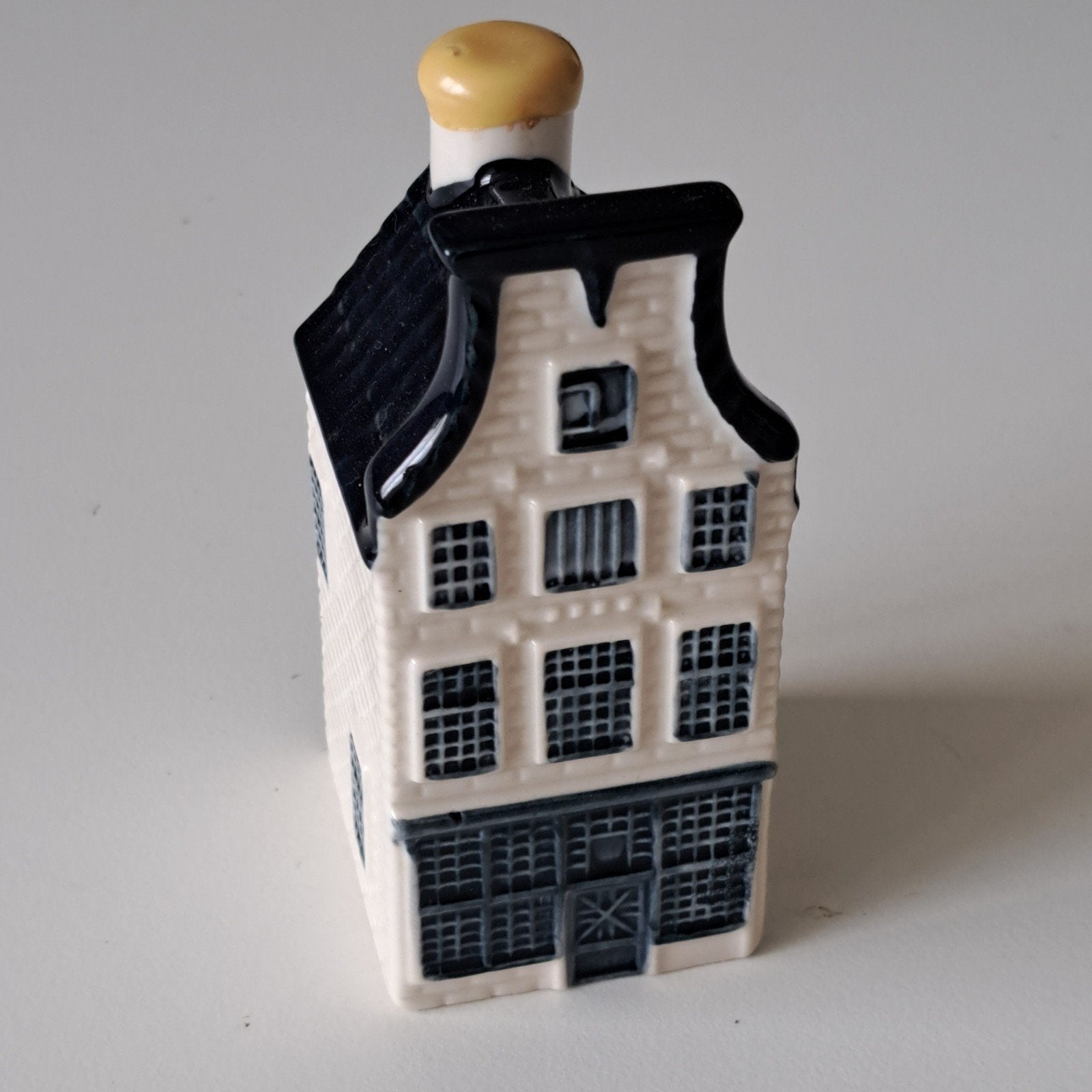 KLM Huisje 23, Verzamelen, Ophalen of Verzenden, Nieuw, 21 t/m 40, Gevuld