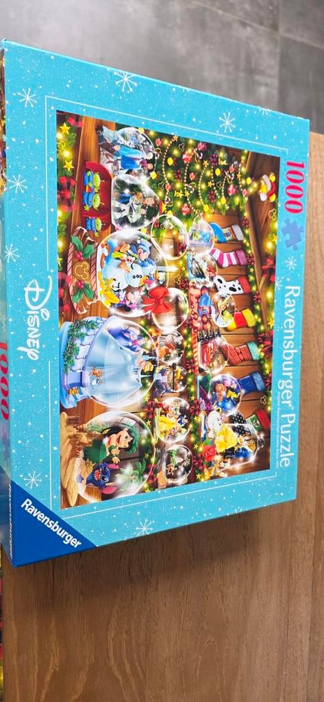 puzzel disney kerst 1000 stukjes, Ophalen of Verzenden, 500 t/m 1500 stukjes, Zo goed als nieuw