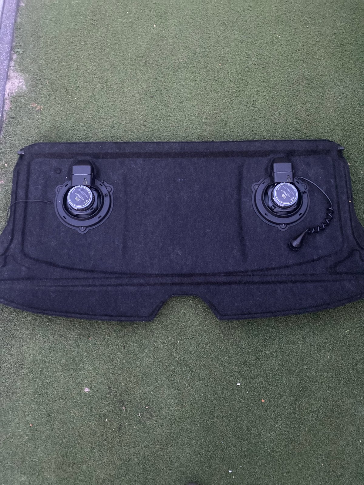Hoedenplak Peugeot met JBL Stage3 637F speakers, Ophalen of Verzenden