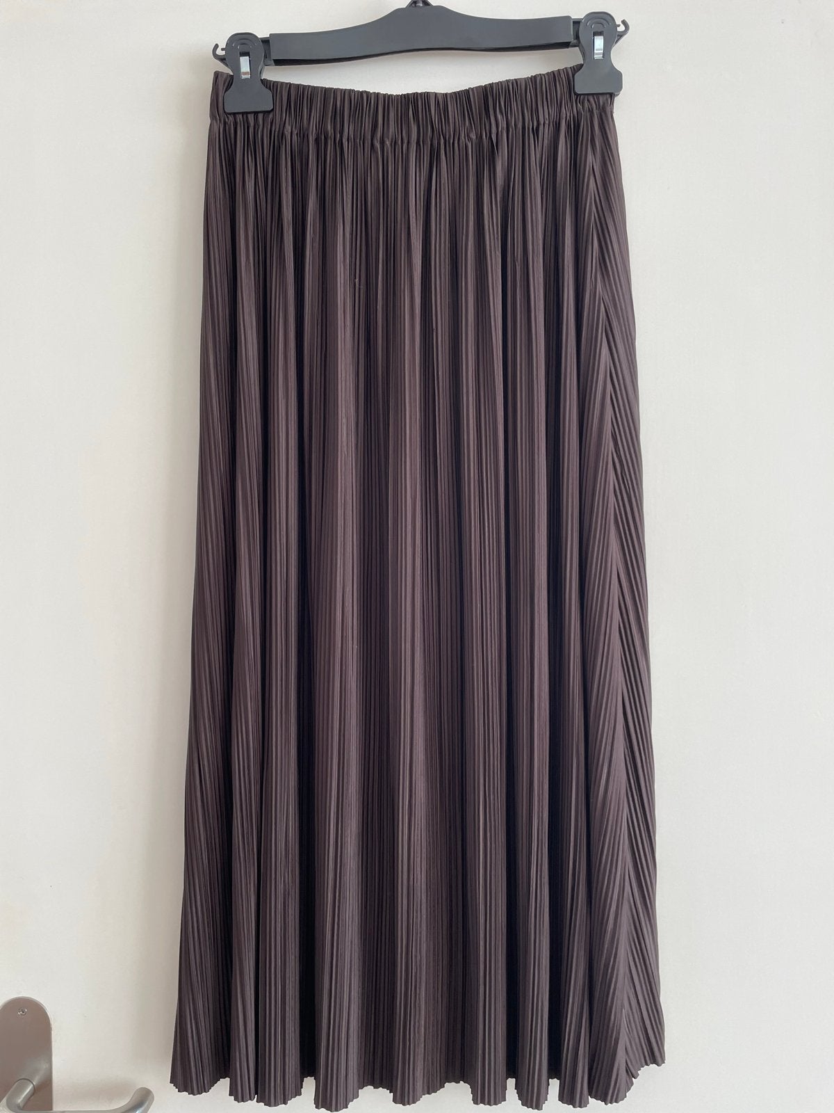Samsøe Samsøe Uma plissé plooirok - Maat L, Kleding | Dames, Rokken, Bruin, Maat 42/44 (L), Ophalen of Verzenden, Zo goed als nieuw