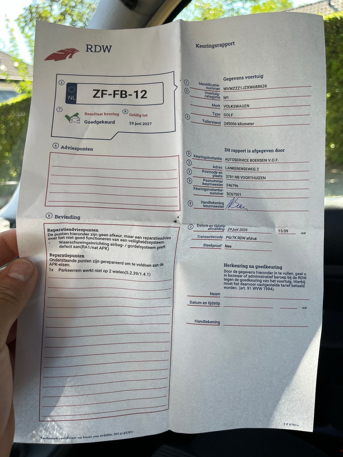 Foto 15 van Volkswagen Golf 2.3 V5 110KW AUT 1999 Zwart