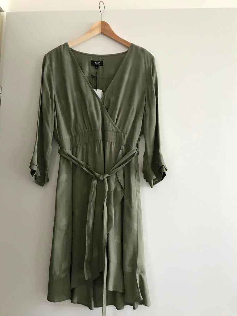 Alix the label jurk maat M  nieuw met kaartje, Maat 38/40 (M), Nieuw, Ophalen of Verzenden, Onder de knie