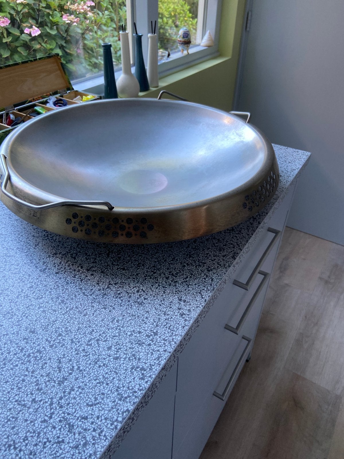 Weber wok, Ophalen, Gebruikt
