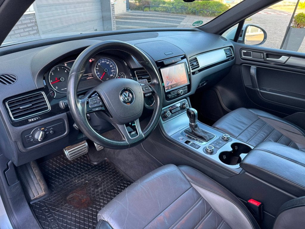 Volkswagen Touareg 3.0 TDI R-line, Automaat, Euro 5, Gebruikt, 255 €/maand