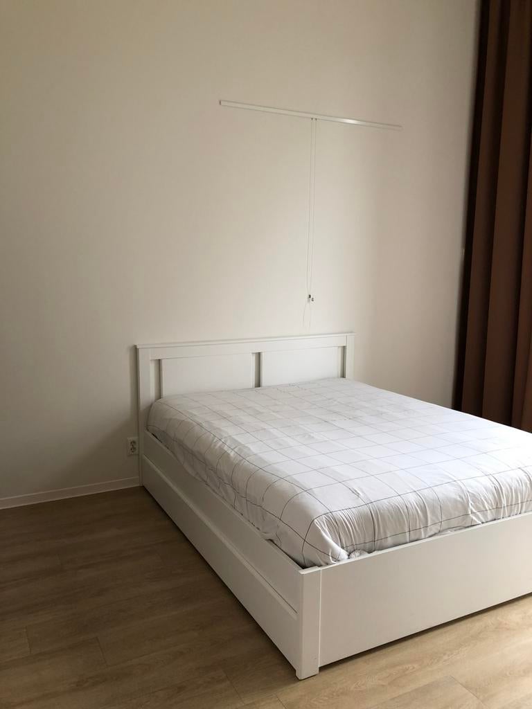 Ruime en nette kamer te huur in Amsterdam, Huizen en Kamers, Kamers te huur, 20 tot 35 m², Amsterdam