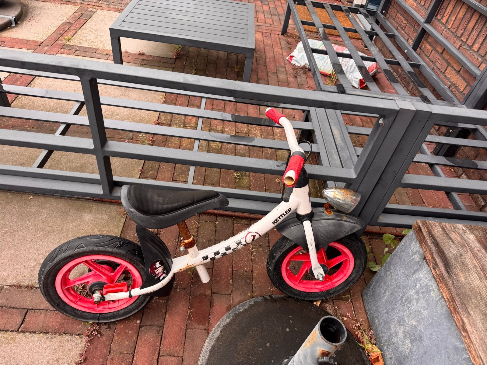 Kettler loopfiets - Wit met rode accenten, Ophalen, Gebruikt, Minder dan 16 inch