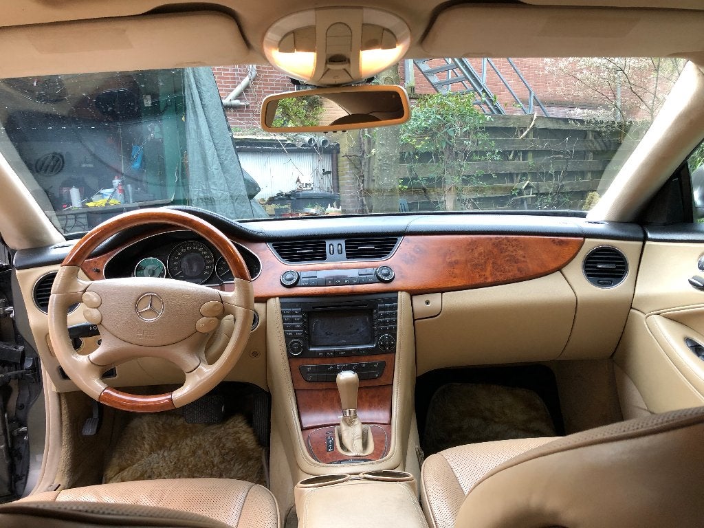 Merc CLS500 LAUNCH ED. DESIGNO-W 2006 bieden vanaf €7500, Automaat, Achterwielaandrijving, 5000 cc, Navigatiesysteem