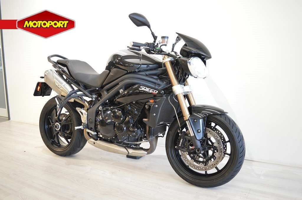 Triumph SPEED TRIPLE 1050 (bj 2012), Motoren, Motoren | Triumph, Triumph Motocycles, Bedrijf, Triumph.Benelux@triumph.co.uk, De Droogmakerij 40A
1851 LX   Heiloo, NL