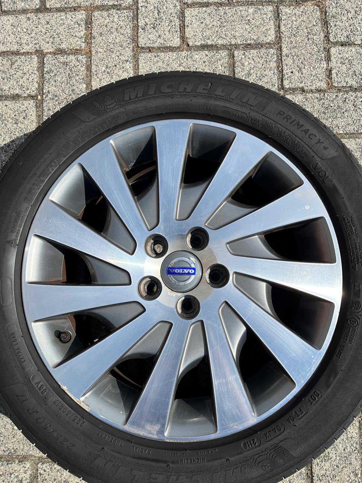 Orginele Volvo velgen met Michelin banden 225/50/17, Auto-onderdelen, Banden en Velgen, Gebruikt, Banden en Velgen, 17 inch, Ophalen of Verzenden