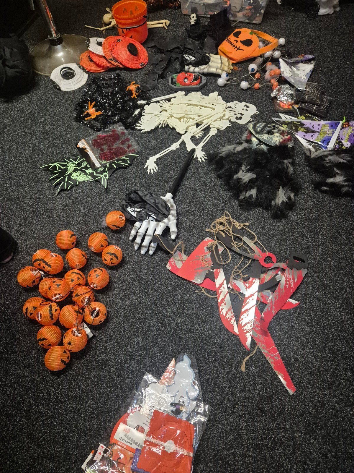 Groot Halloween Decoratiepakket - Compleet Feestklaar, Hobby en Vrije tijd, Feestartikelen, Ophalen, Halloween of Griezel