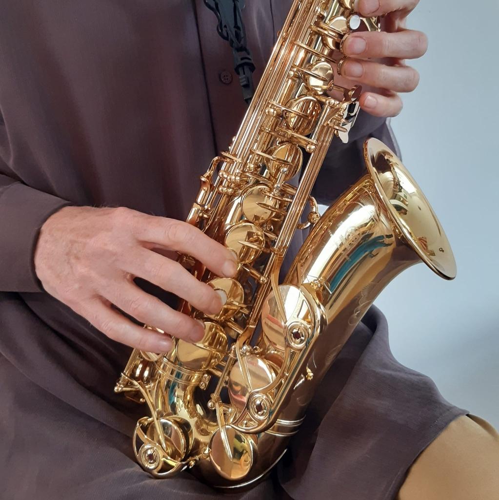 Heel Holland Improviseert .nl, Muziek en Instrumenten, Blaasinstrumenten | Saxofoons, Ophalen, Nieuw, Overige typen