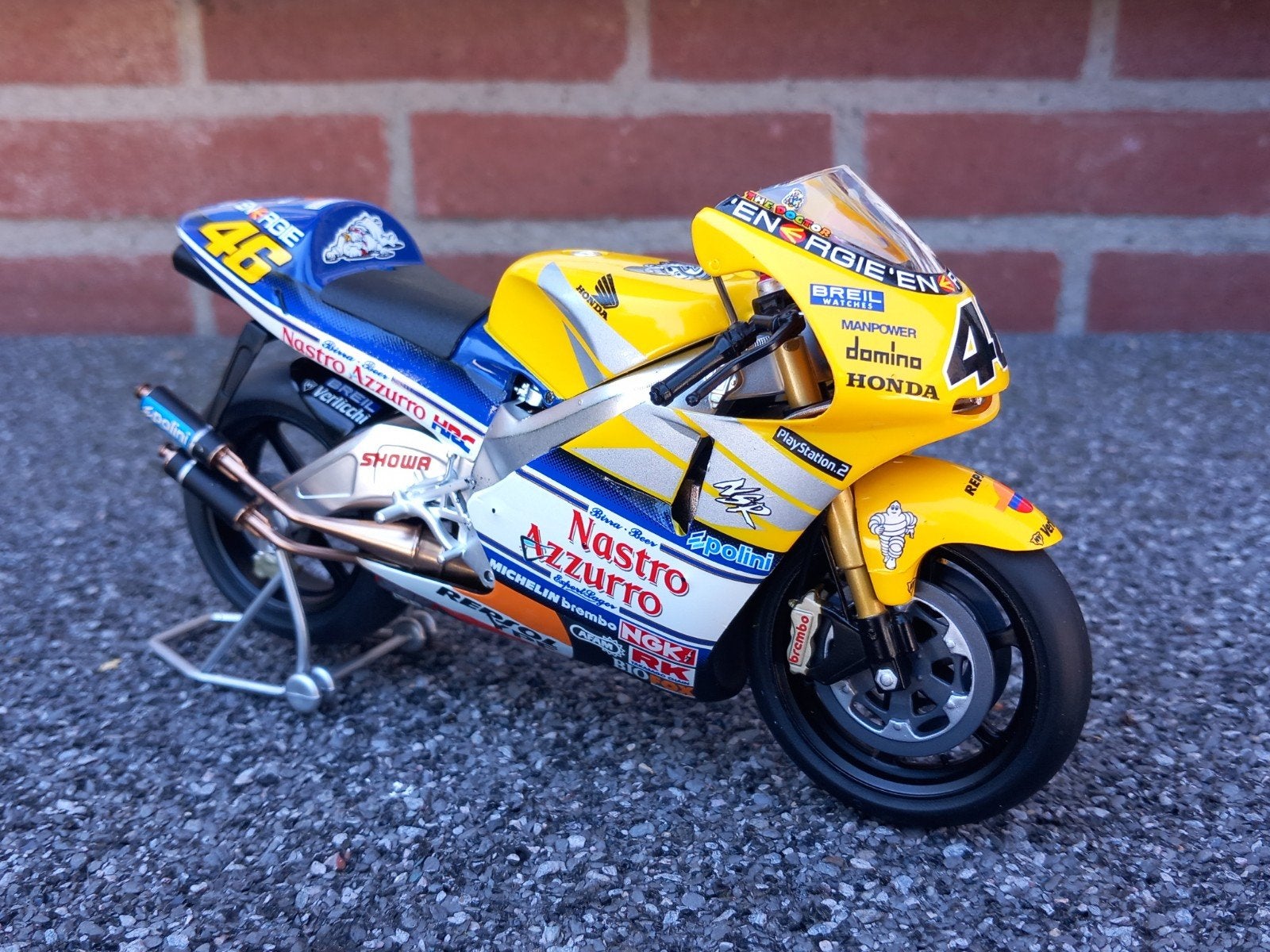 Honda NSR 500cc #46 Valentino Rossi 2001 Nastro Azzurro, Ophalen of Verzenden, Nieuw, 1:9 t/m 1:12, Motor