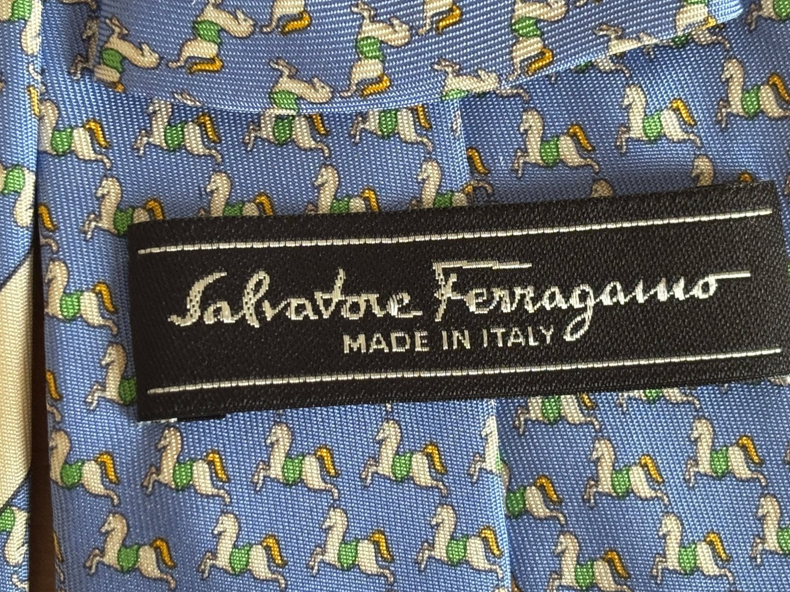 Zijden stropdas van Salvatore Ferragamo, Kleding | Heren, Ophalen of Verzenden, Zo goed als nieuw, Overige kleuren