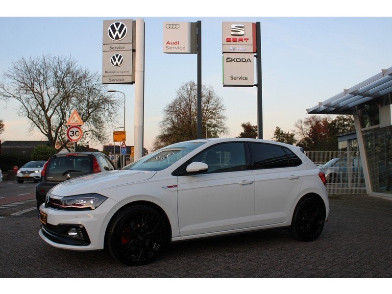 Nederlandse Volkswagen Polo GTI 2019 /Automaat/NAP/, Zwart, 4 cilinders, 1984 cc, Leder en Stof