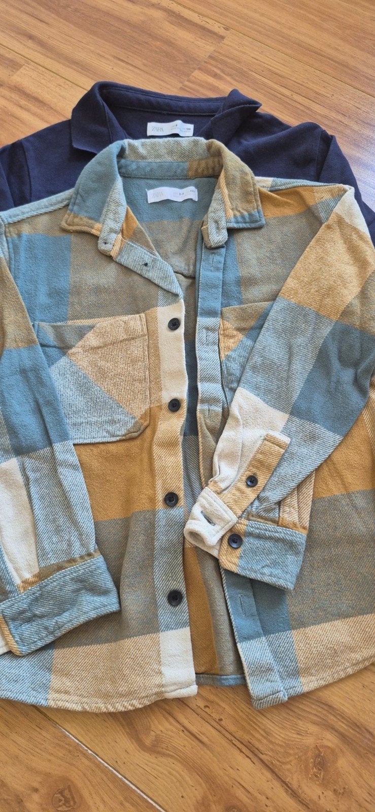 2 Jongens Zara shirts maat 130, Ophalen of Verzenden, Zo goed als nieuw, Jongen, Shirt of Longsleeve