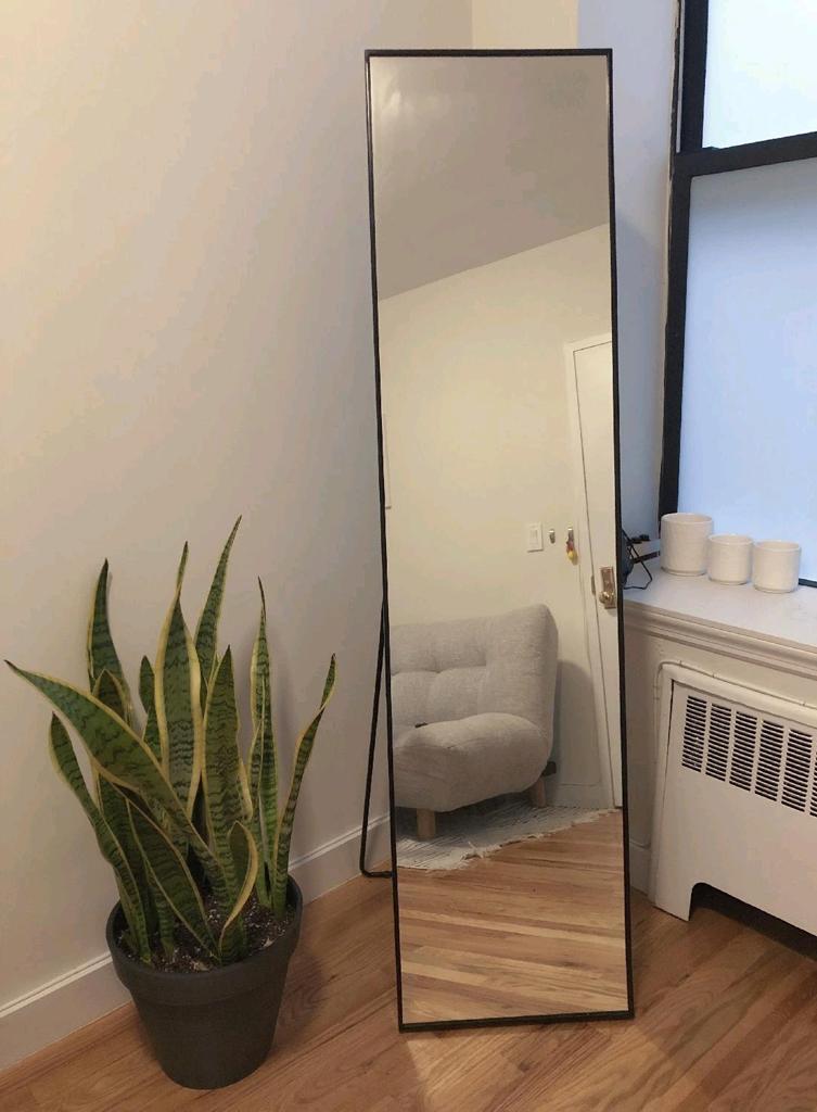 IKEA KARMSUND Staande spiegel, 40x167 cm, zwart, Huis en Inrichting, Woonaccessoires | Spiegels, Ophalen, Minder dan 50 cm, Zo goed als nieuw