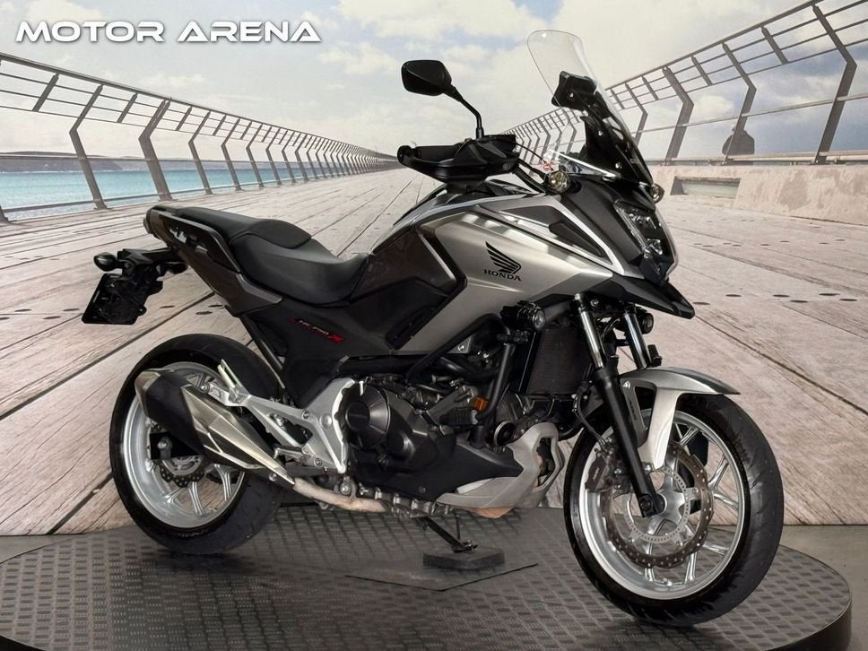 HONDA NC 750 X ABS 2016 23.926 km Zeer nette staat NC750X, Motoren, 2 cilinders, Motorrijbewijs A, Bedrijf, Onbekend