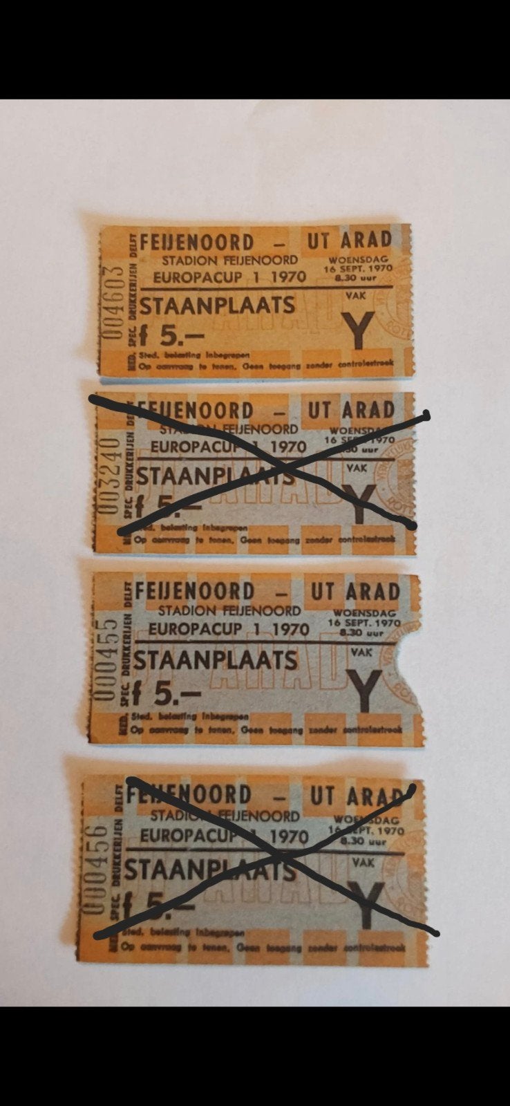 Feyenoord UT Arad Europacup 1 1970, Seizoenskaart, Eén persoon