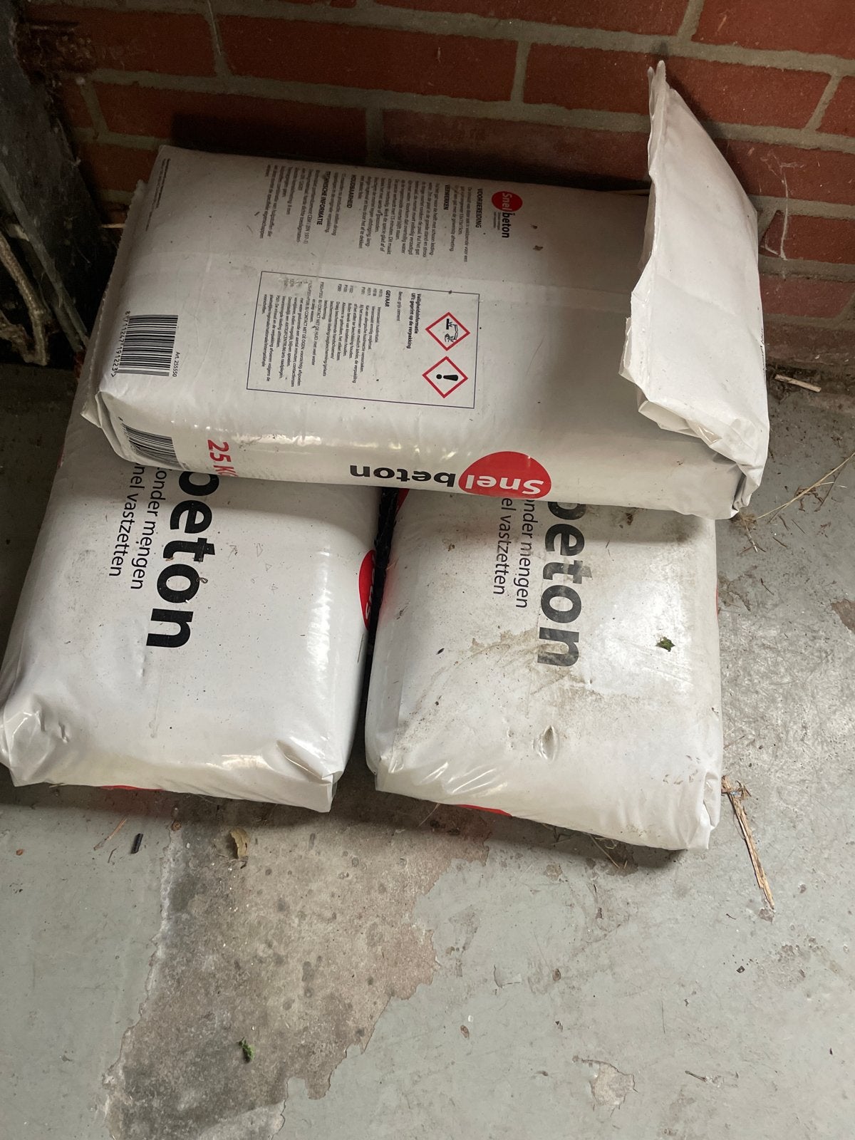 Snelbeton - 3 zakken van 25 kg, Doe-het-zelf en Verbouw, Ophalen of Verzenden, Nieuw