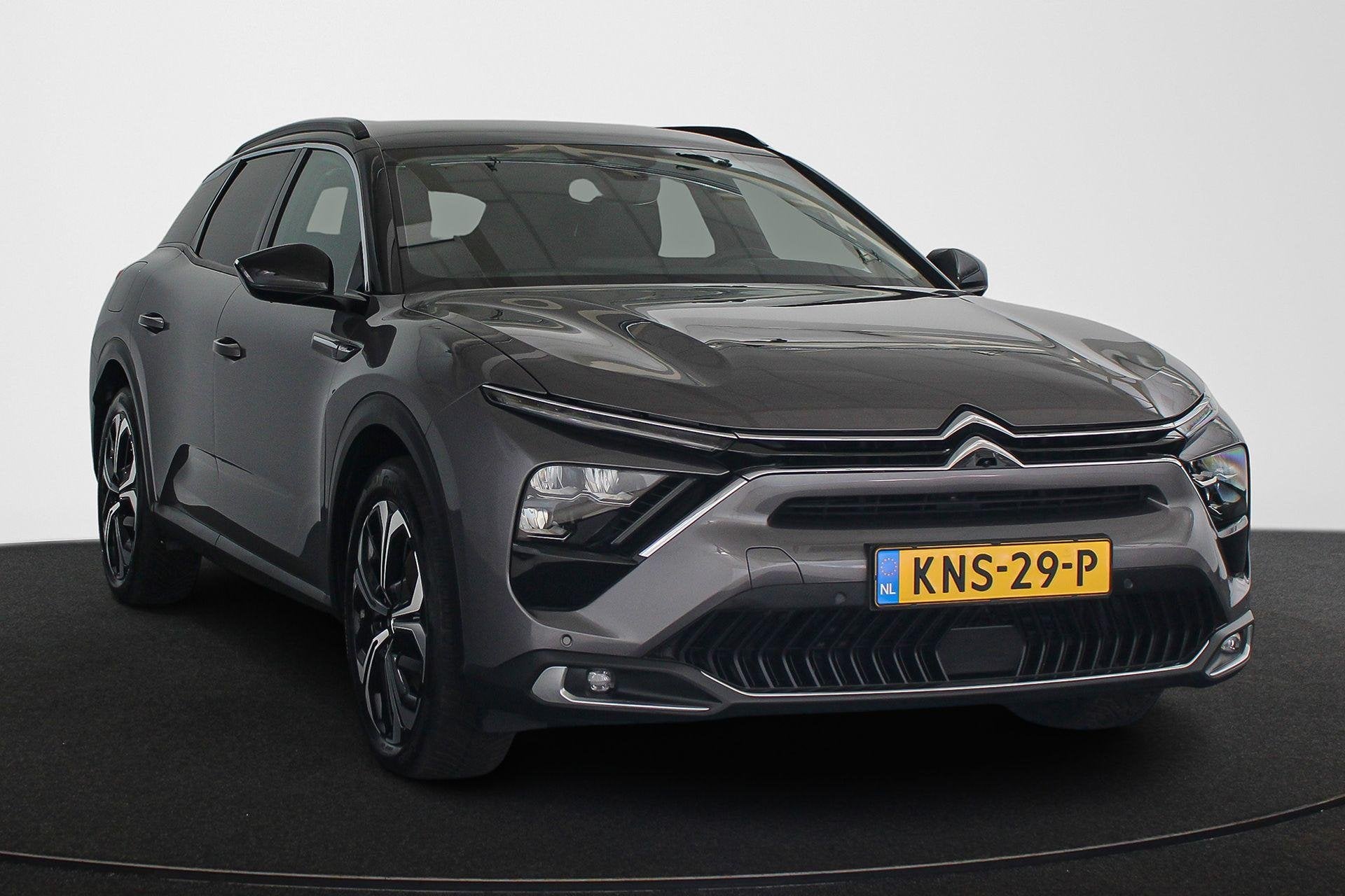 Citroen C5 X 1.6 Plug-in Hybrid 225 Shine Leder Stoel-Stuur-, 1350 kg, Gebruikt, 4 cilinders, Hybride Elektrisch/Benzine