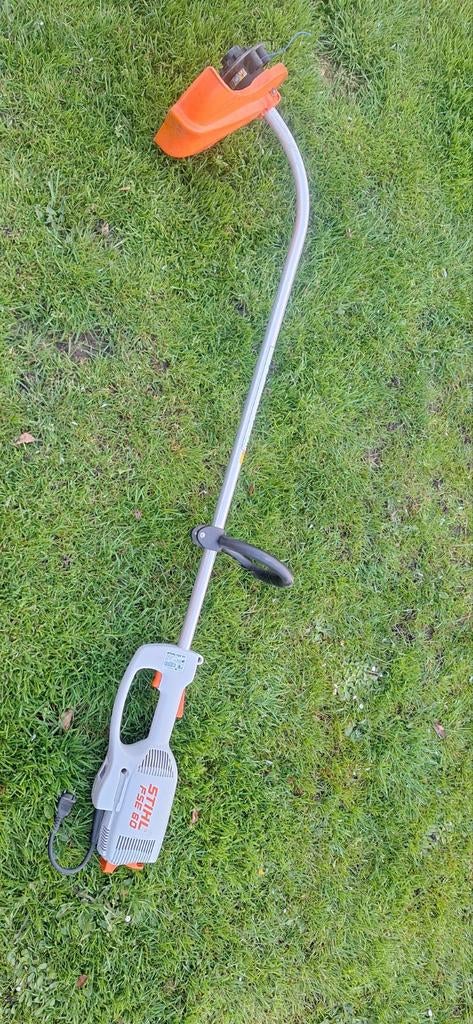 Stihl FSE 60 elektrische grastrimmer - Zo goed als nieuw, Tuin en Terras, Grastrimmers, Zo goed als nieuw, Elektrisch, 30 tot 50 cm