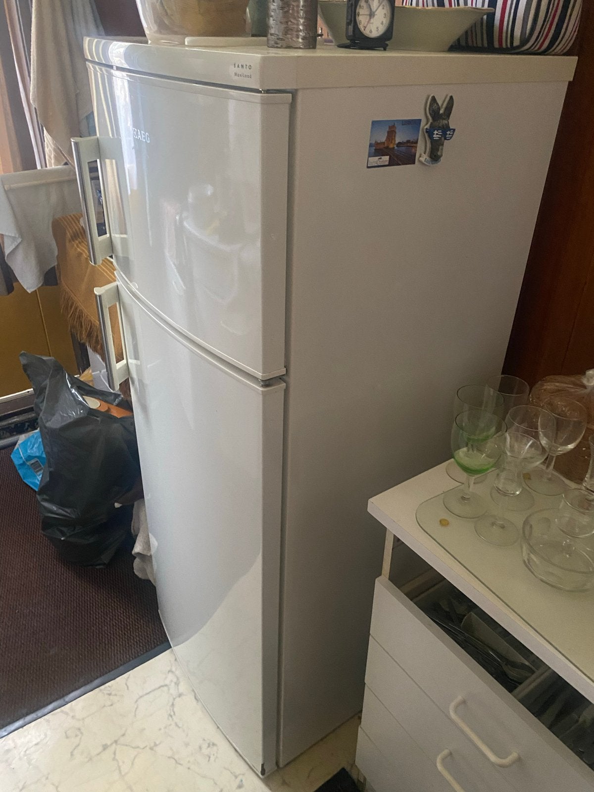 25 euro! AEG Koelkast met vriesvak - Wit, Witgoed en Apparatuur, Koelkasten en IJskasten, Ophalen, 150 tot 200 liter, Gebruikt