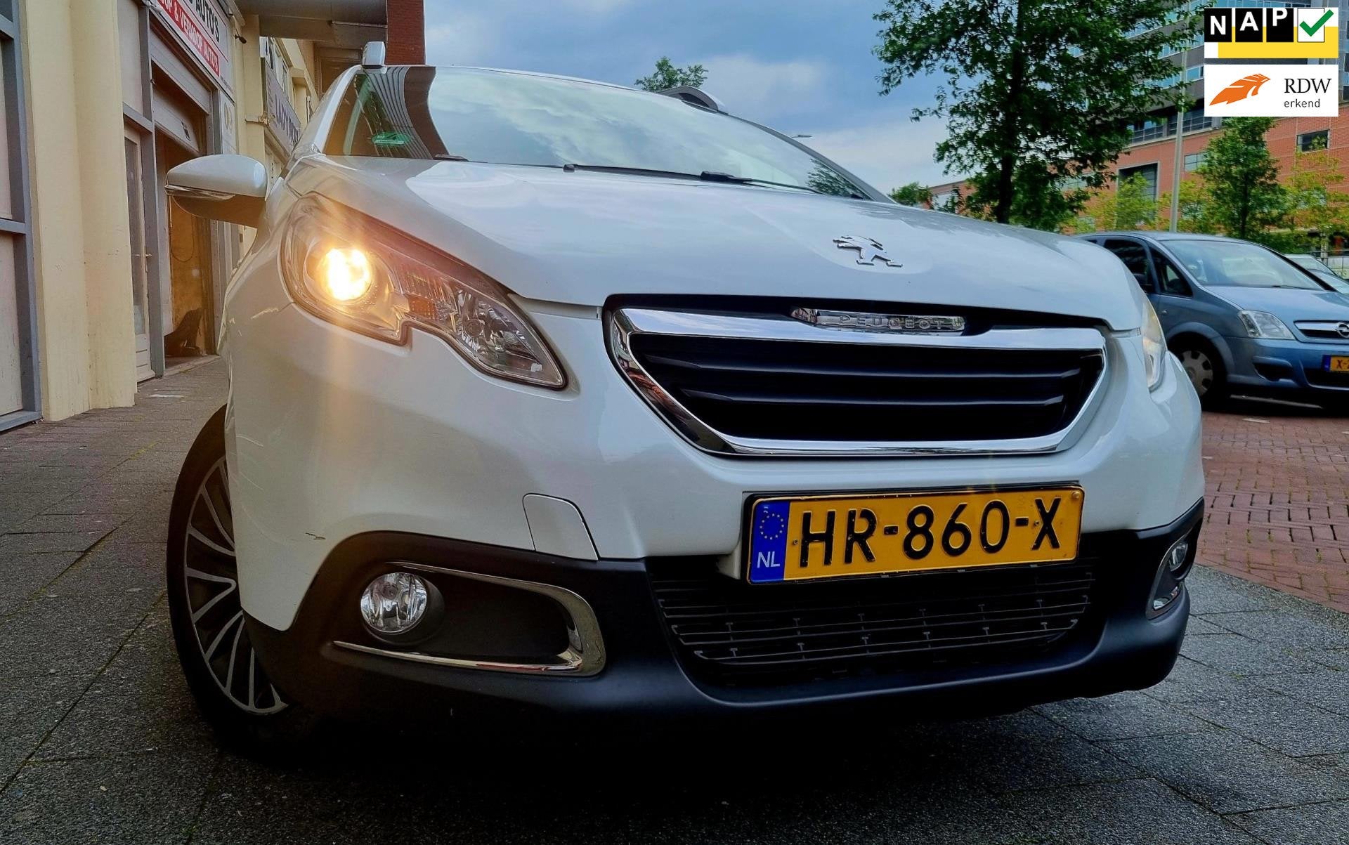 Peugeot 2008 1.2 VTi Active Navi Airco