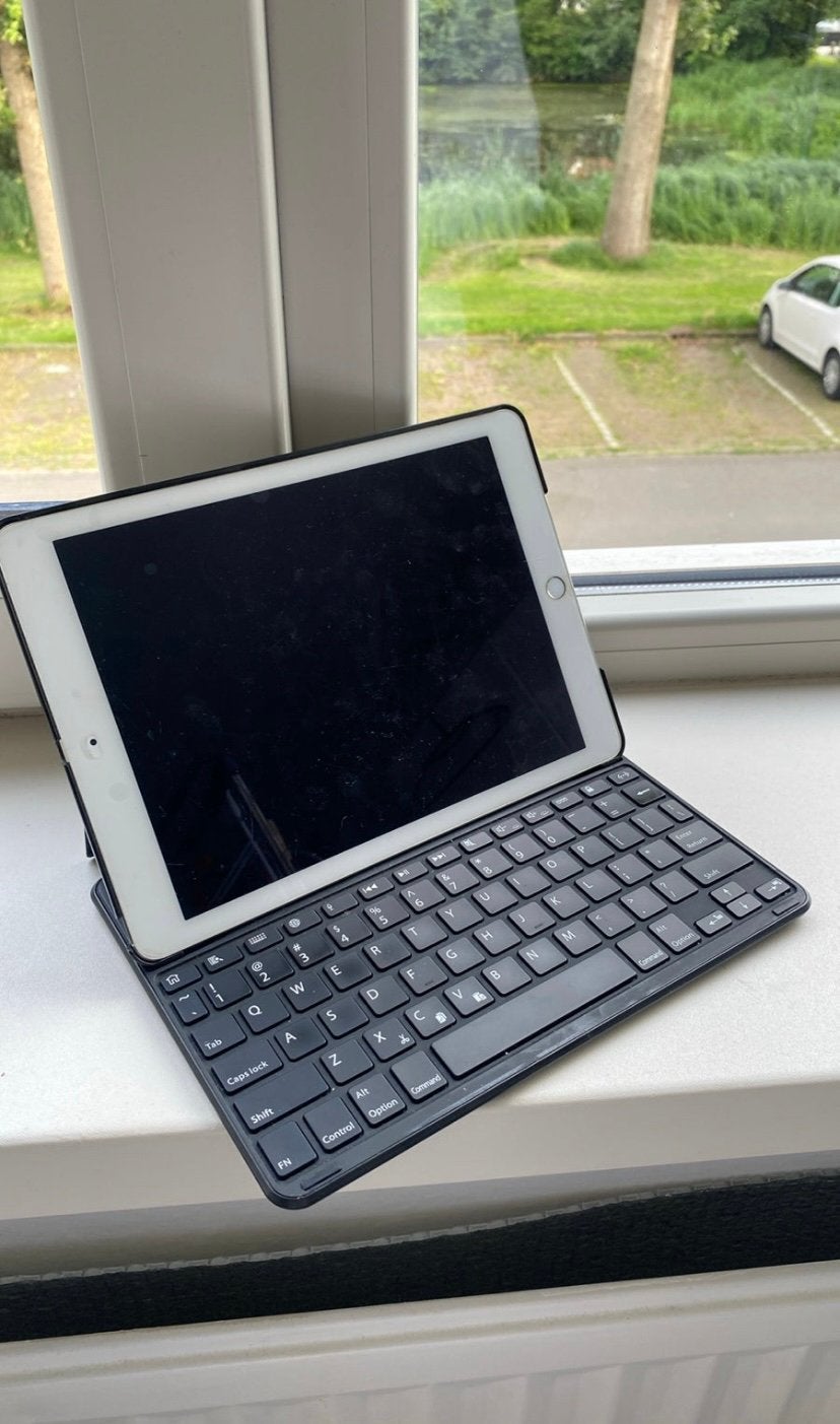 Kensington iPad Air hoes met draadloos toetsenbord, Computers en Software, Apple iPads, Ophalen of Verzenden, Gebruikt, Apple iPad Air