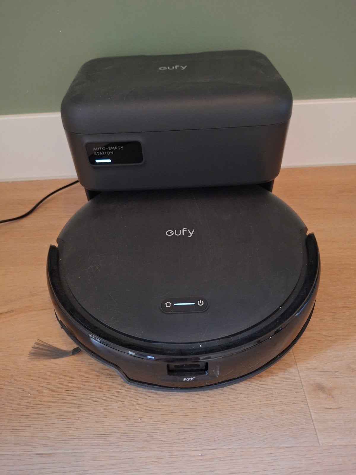 eufy robotstofzuiger, Ophalen of Verzenden, Zo goed als nieuw, Reservoir, Bedienbaar via app