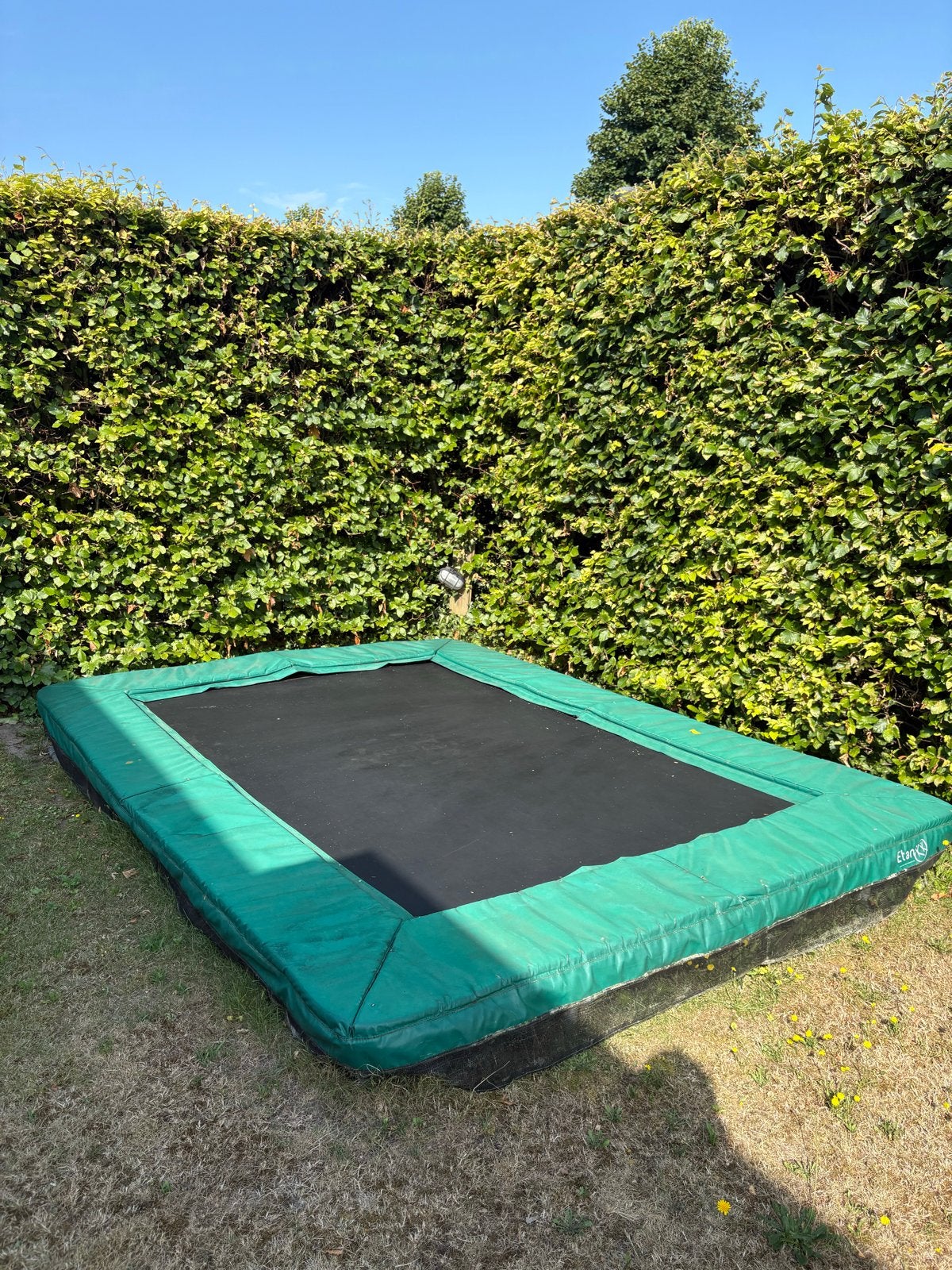 Trampoline etan 307x223 (gat vullen), Ophalen, Gebruikt