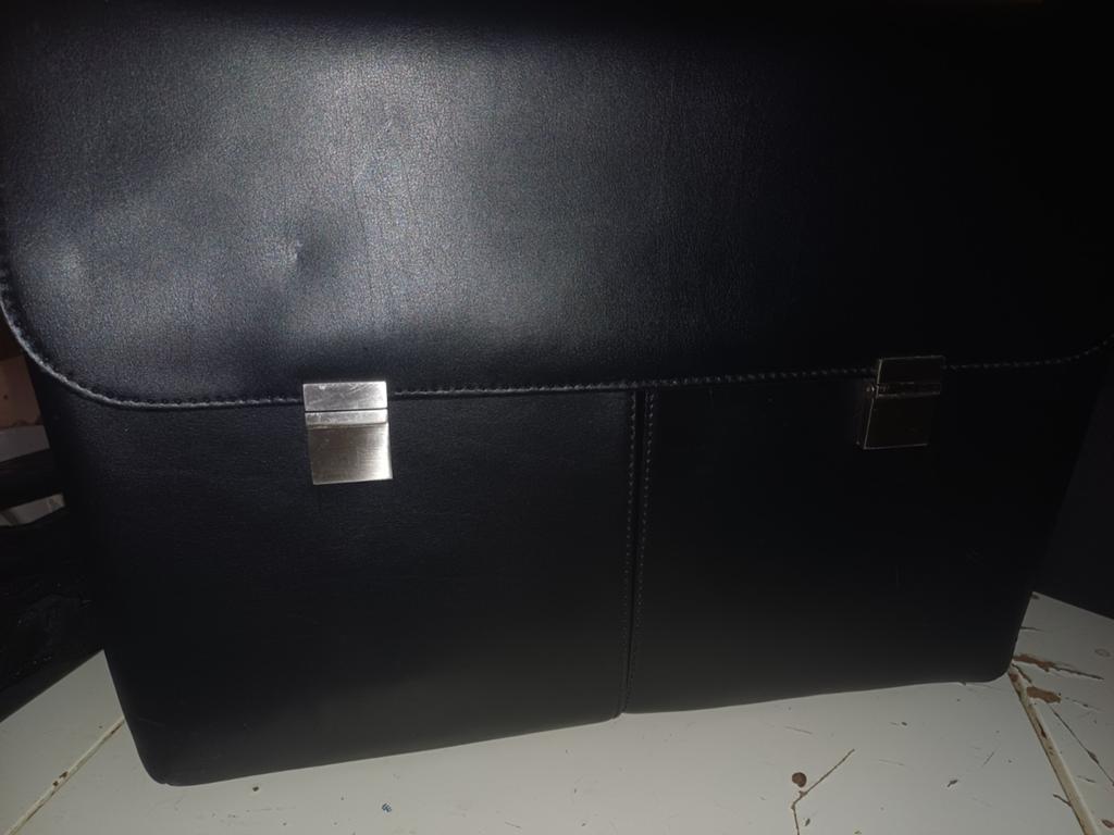 Dicota akte en laptop tas te koop., Computers en Software, Laptoptassen, Ophalen of Verzenden, 17 inch of meer, Zo goed als nieuw