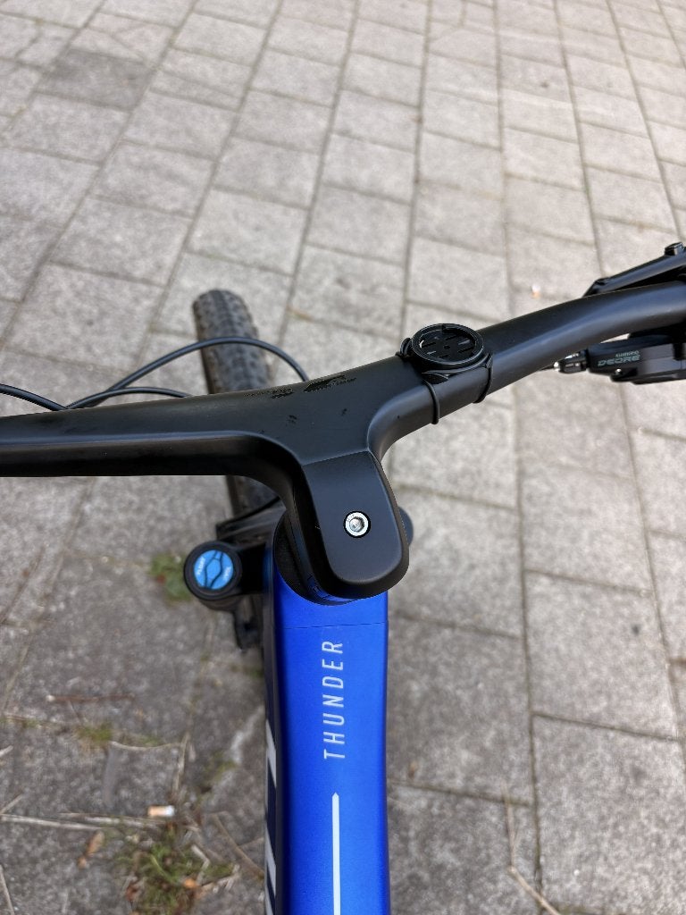 Foto 3 van Conor Thunder Carbon MTB 29" met Telescopische Zadelpen