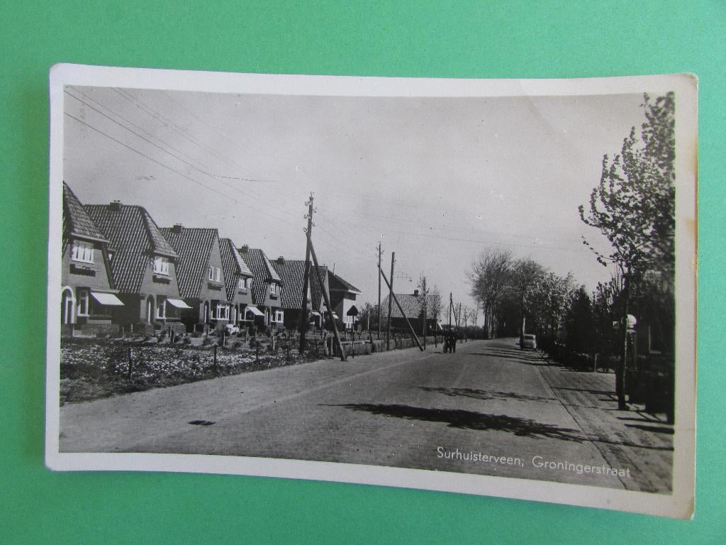 Surhuisterveen - Groningerstraat 1951, Verzamelen, Ansichtkaarten | Nederland, Ophalen of Verzenden, 1940 tot 1960, Gelopen, Friesland