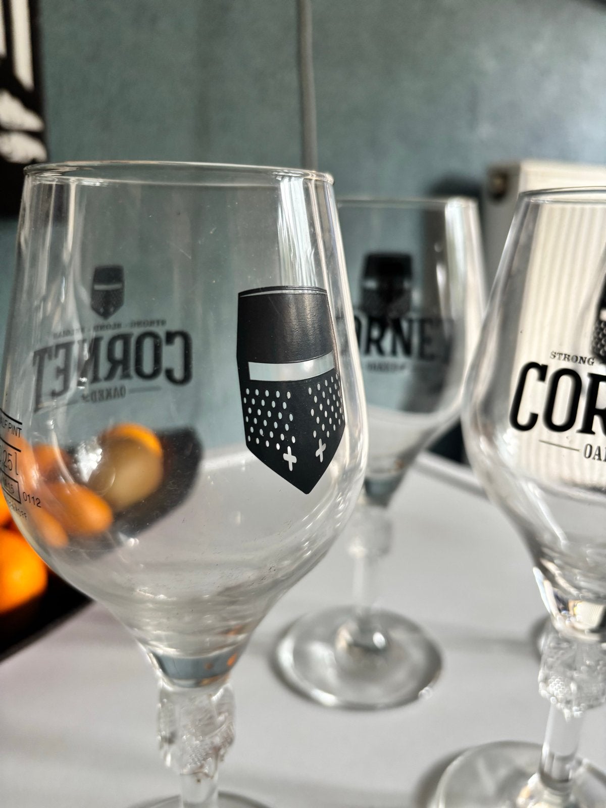 Cornet Oaked bierglazen - Eerste editie, Ophalen, Zo goed als nieuw