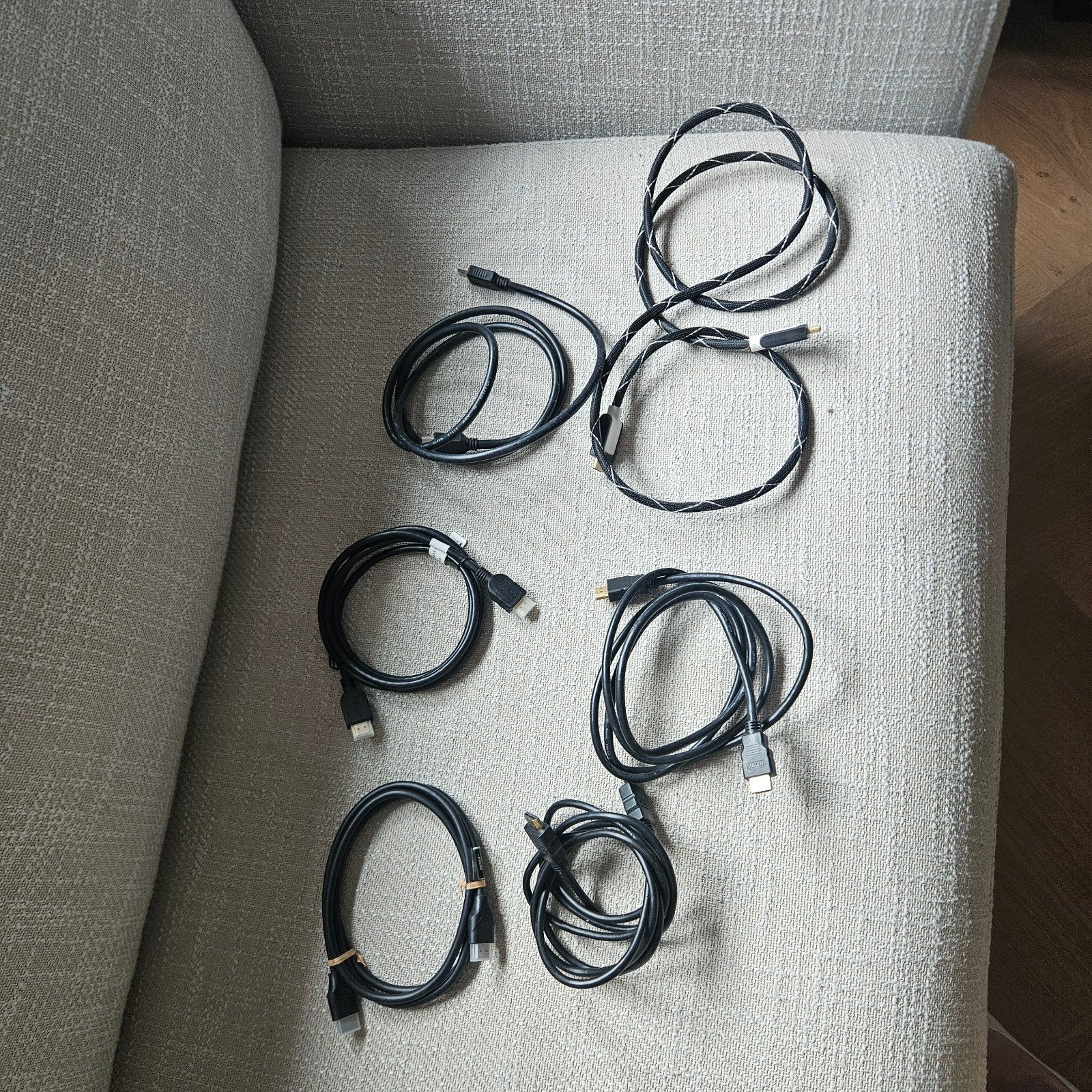Diverse HDMI kabels per stuk te koop, Ophalen, Gebruikt, Minder dan 2 meter, HDMI-kabel