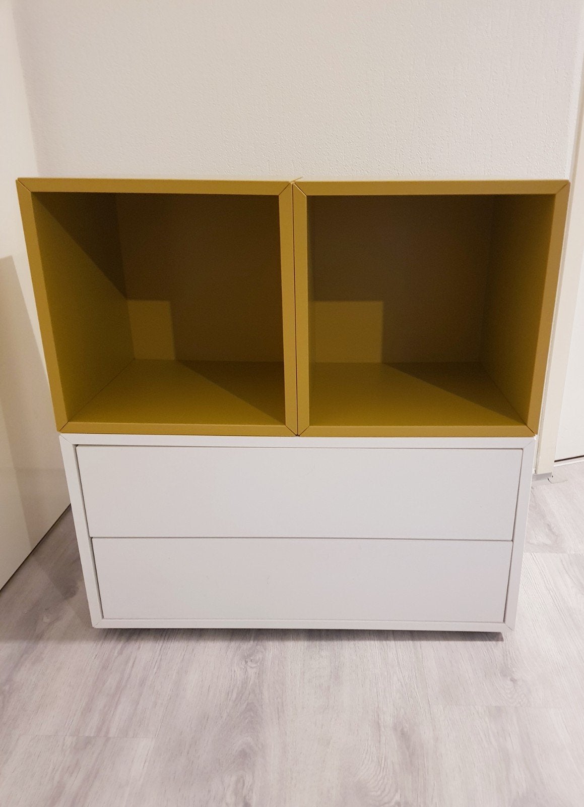 IKEA EKET Kastcombinatie met lades en open vakken, Huis en Inrichting, Ophalen, Modern, Scandinavisch, 1 of 2 laden, 50 tot 100 cm