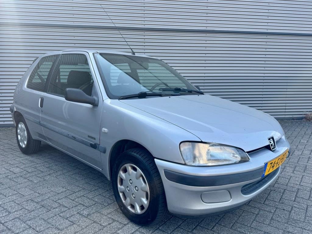 Peugeot 106 1.1 Accent, Stof, Gebruikt, 4 cilinders, Origineel Nederlands
