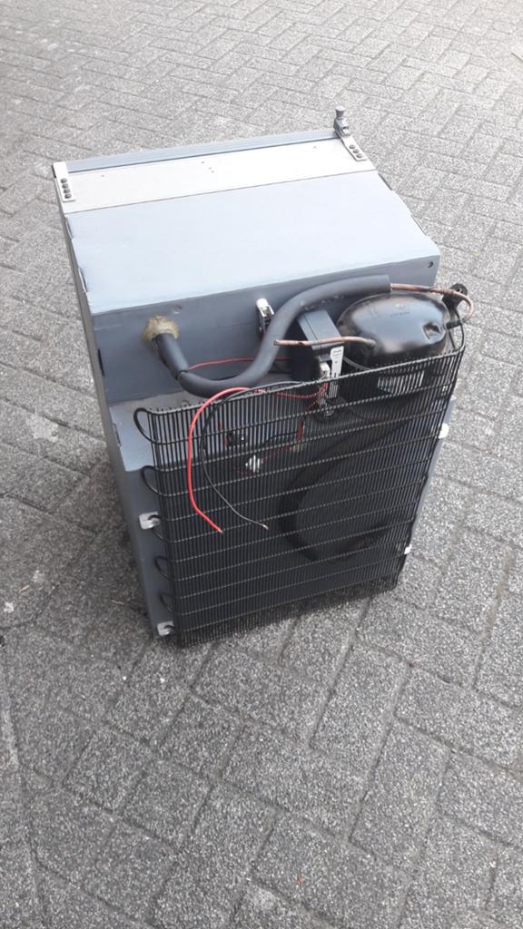 Waeco MDC-65 compressor camper boot koelkast op 12v 24v, Caravans en Kamperen, Camper-accessoires, Ophalen of Verzenden
