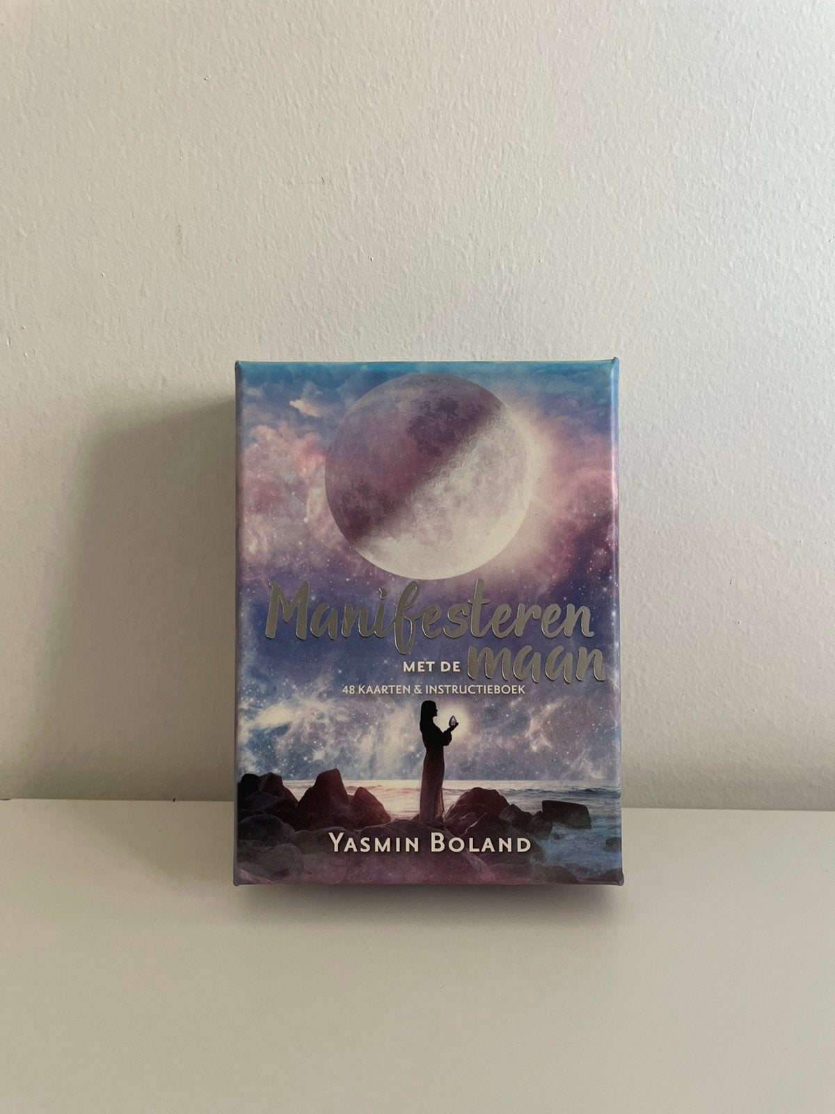 Carddeck Manifesteren met de maan van Yasmin Boland, Astrologie, Overige typen, Ophalen of Verzenden, Zo goed als nieuw