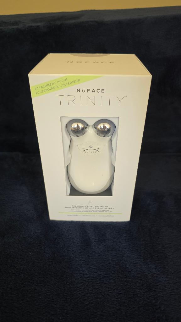 NuFace Trinity (facial toning device), Ophalen of Verzenden, Zo goed als nieuw, Overige typen