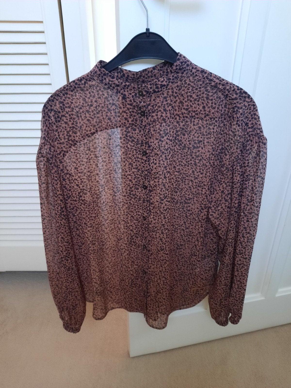Nieuwe Moscow blouse, leverkleur met zwarte print, maat M, Maat 38/40 (M), Bruin, Nieuw, Ophalen of Verzenden