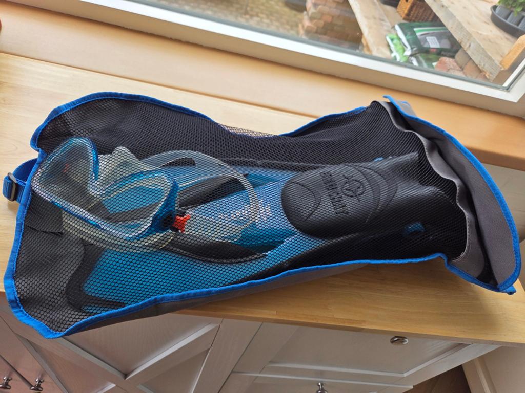 Snorkelset met bril, vinnen en draagtas, Ophalen of Verzenden, Gebruikt, Snorkelset