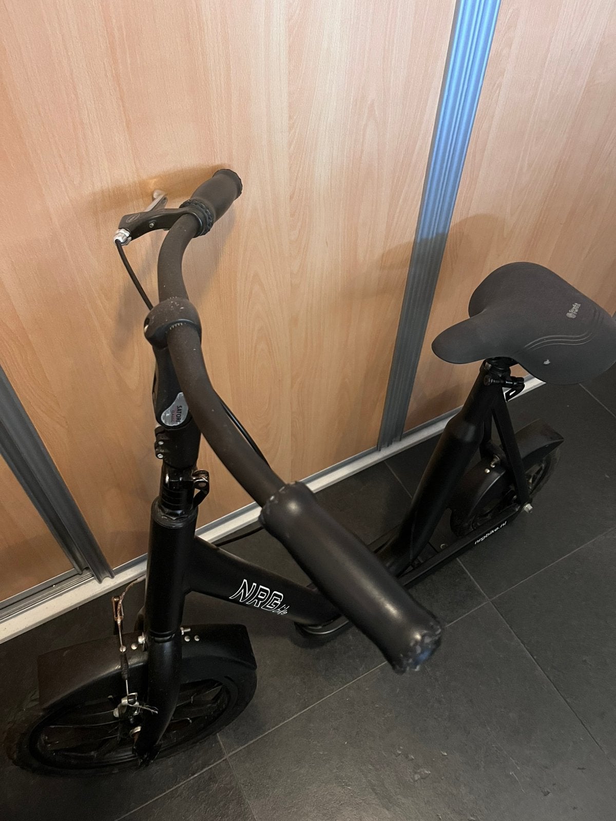 NRG loopfiets voor volwassenen, Ophalen, Zo goed als nieuw, Gewone step