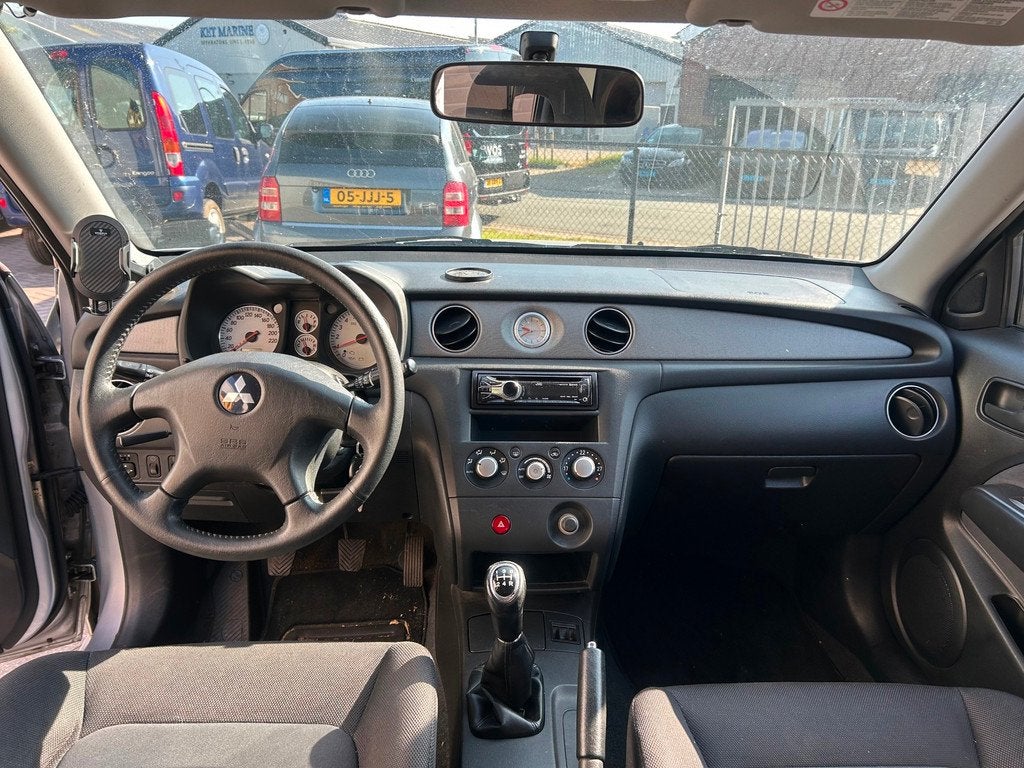 Mitsubishi Outlander Sport 2.0 Invite+ | AIRCO | APK 04-2027, Auto's, Mitsubishi, Voorwielaandrijving, 4 cilinders, 1415 kg, Handgeschakeld